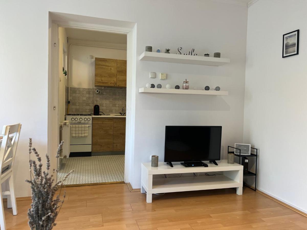 אגר Belvarosi Apartman מראה חיצוני תמונה