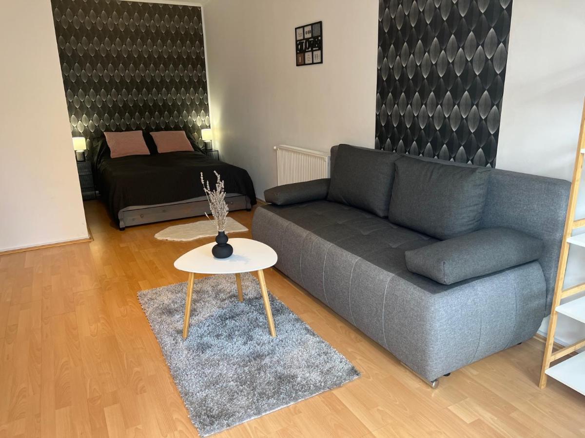 אגר Belvarosi Apartman מראה חיצוני תמונה
