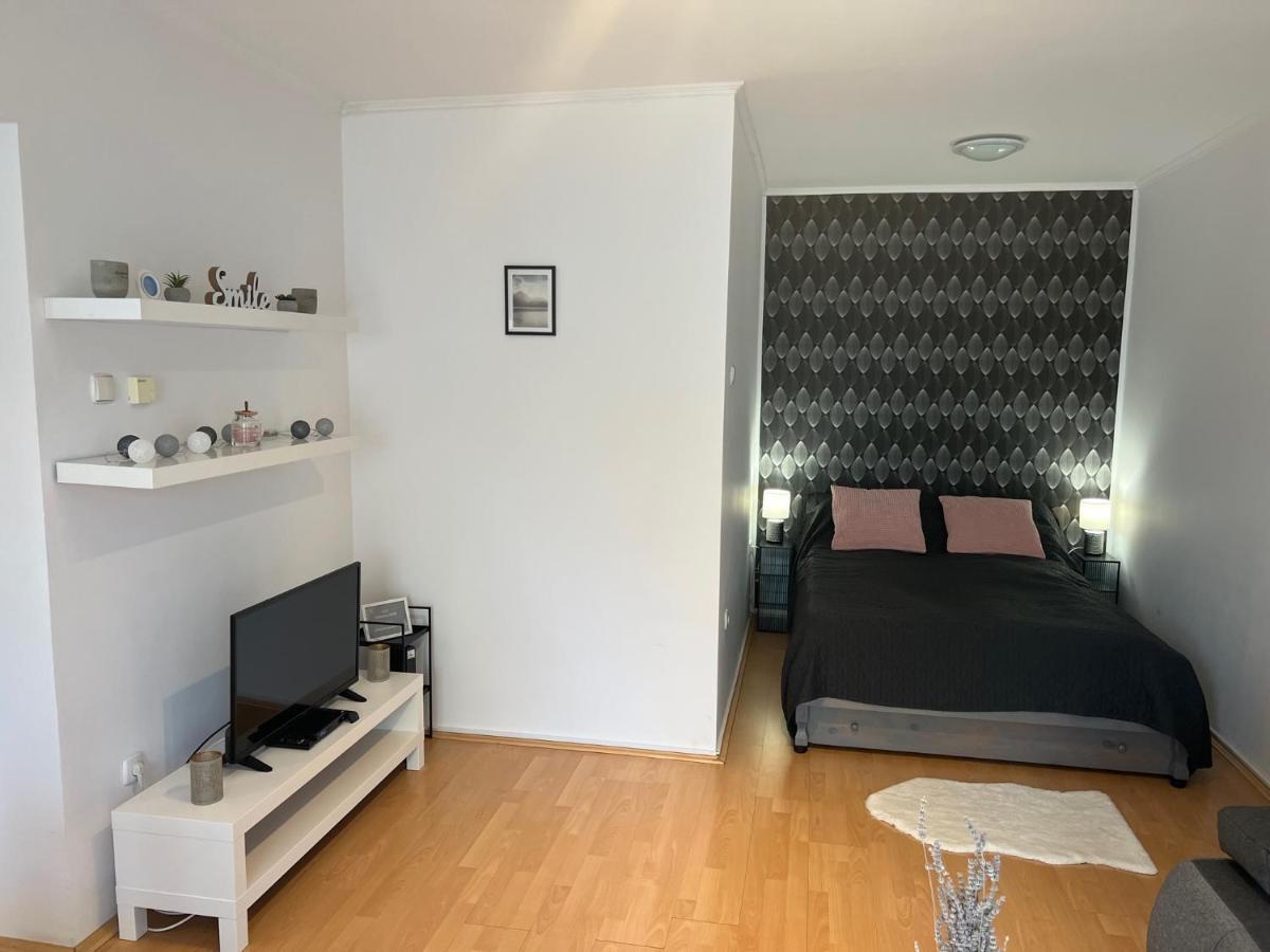 אגר Belvarosi Apartman מראה חיצוני תמונה
